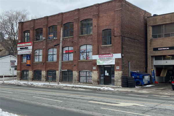 290 Shuter St, Toronto