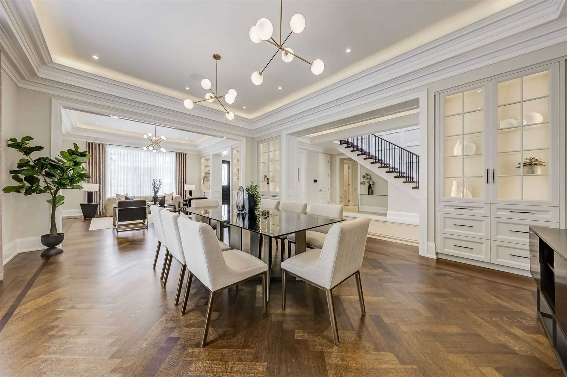 189 Old Yonge Street