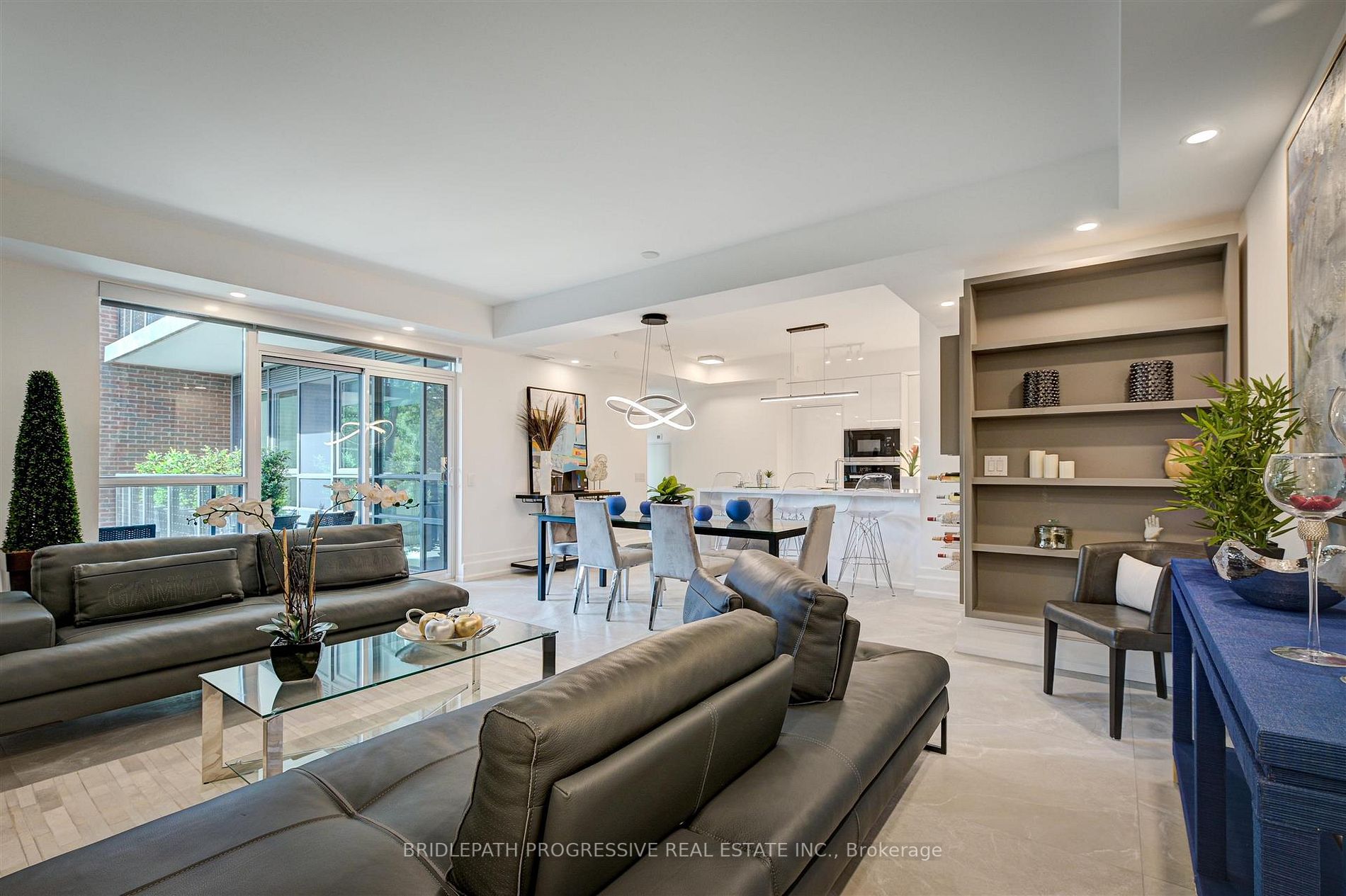 3 Southvale Dr, #301