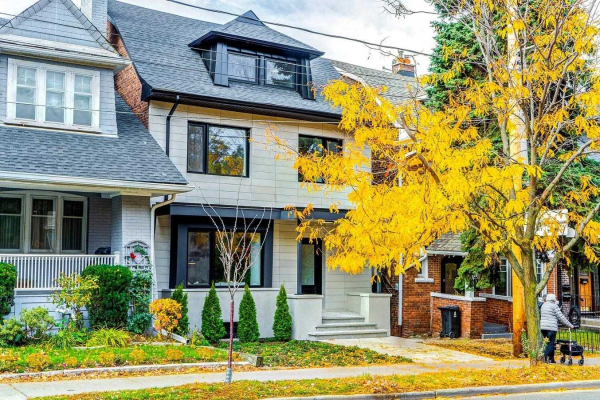 374 Spadina Rd, Toronto