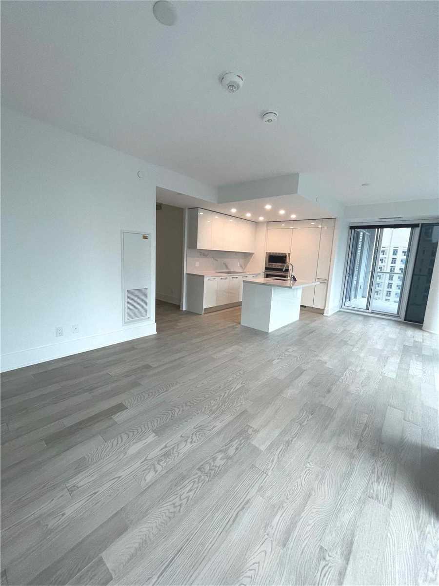 1 Gloucester Street #915