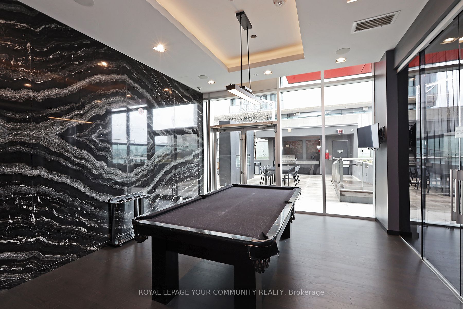 318 Richmond St W, #1212