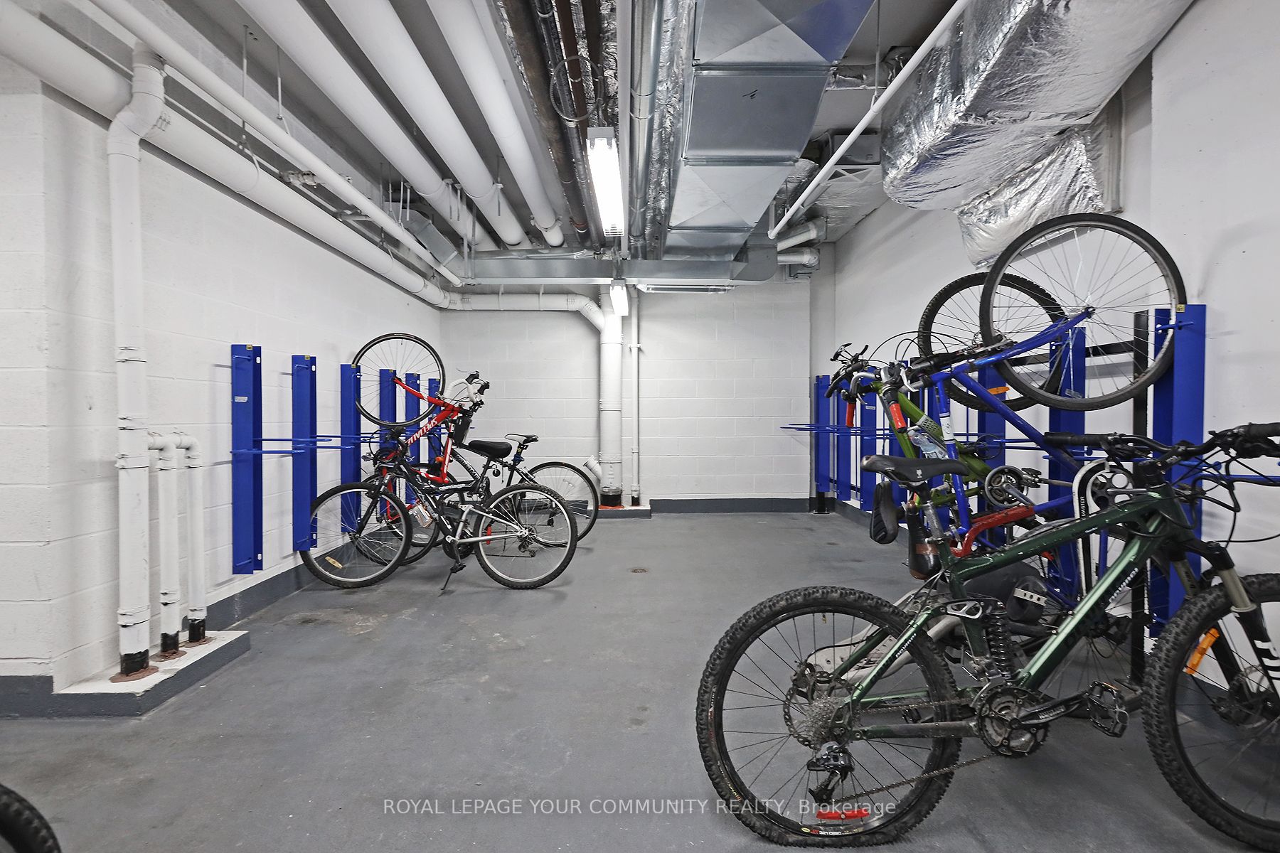 318 Richmond St W, #1212