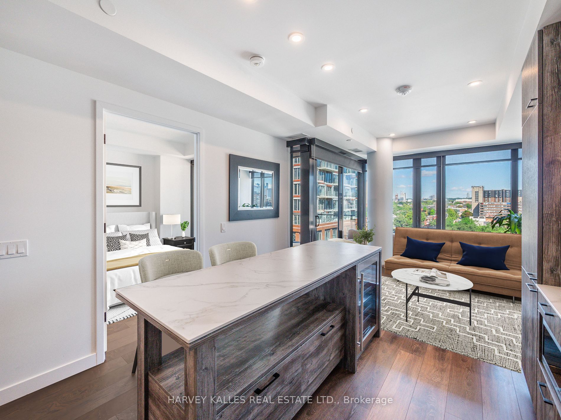 505 Richmond St W, #719