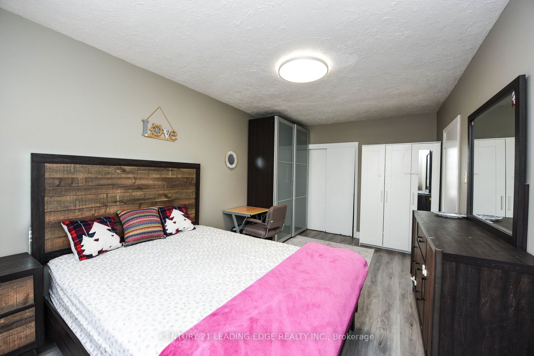 14 Garthdale Crt