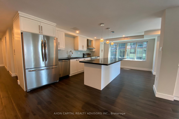 33 University Ave, Toronto