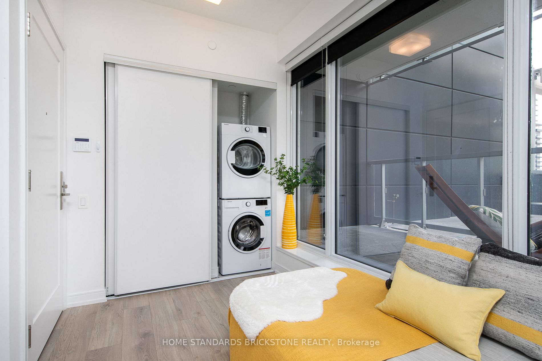 3 Gloucester St, #2201