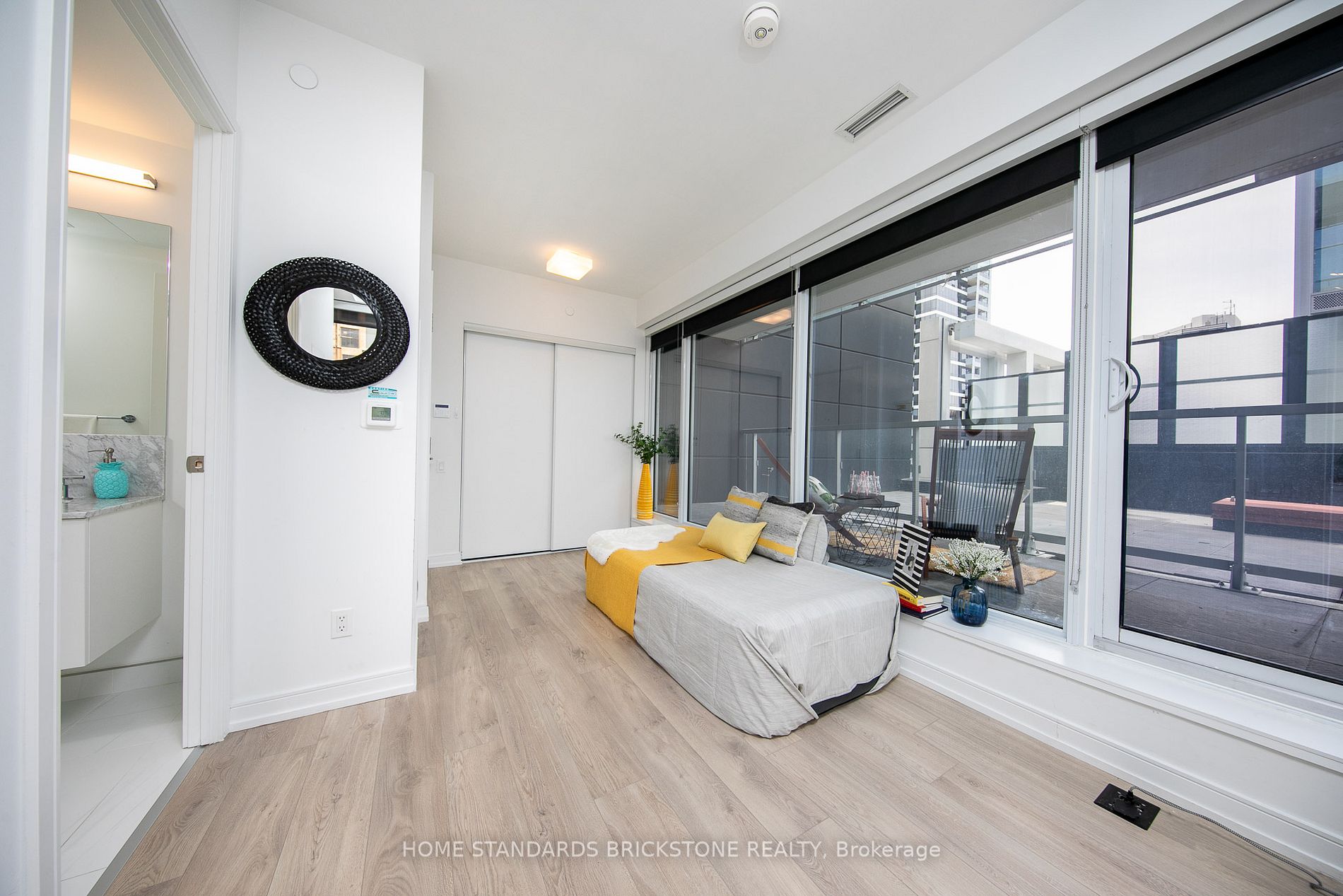 3 Gloucester St, #2201