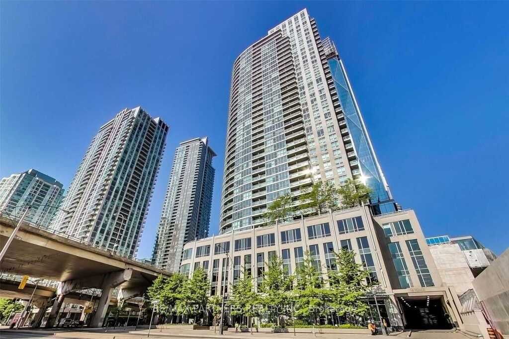 18 Yonge St, #2503