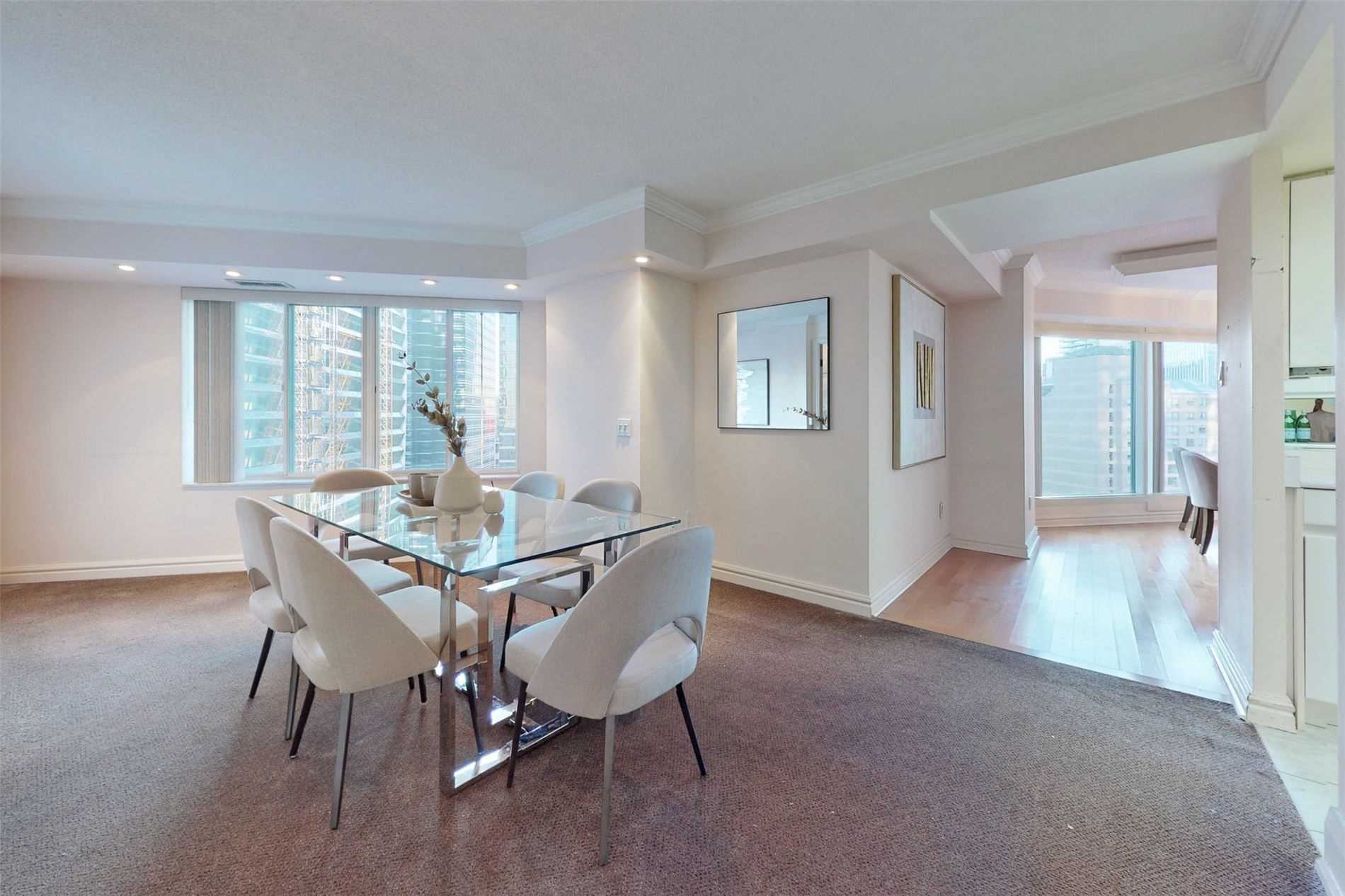 33 University Ave, #2702