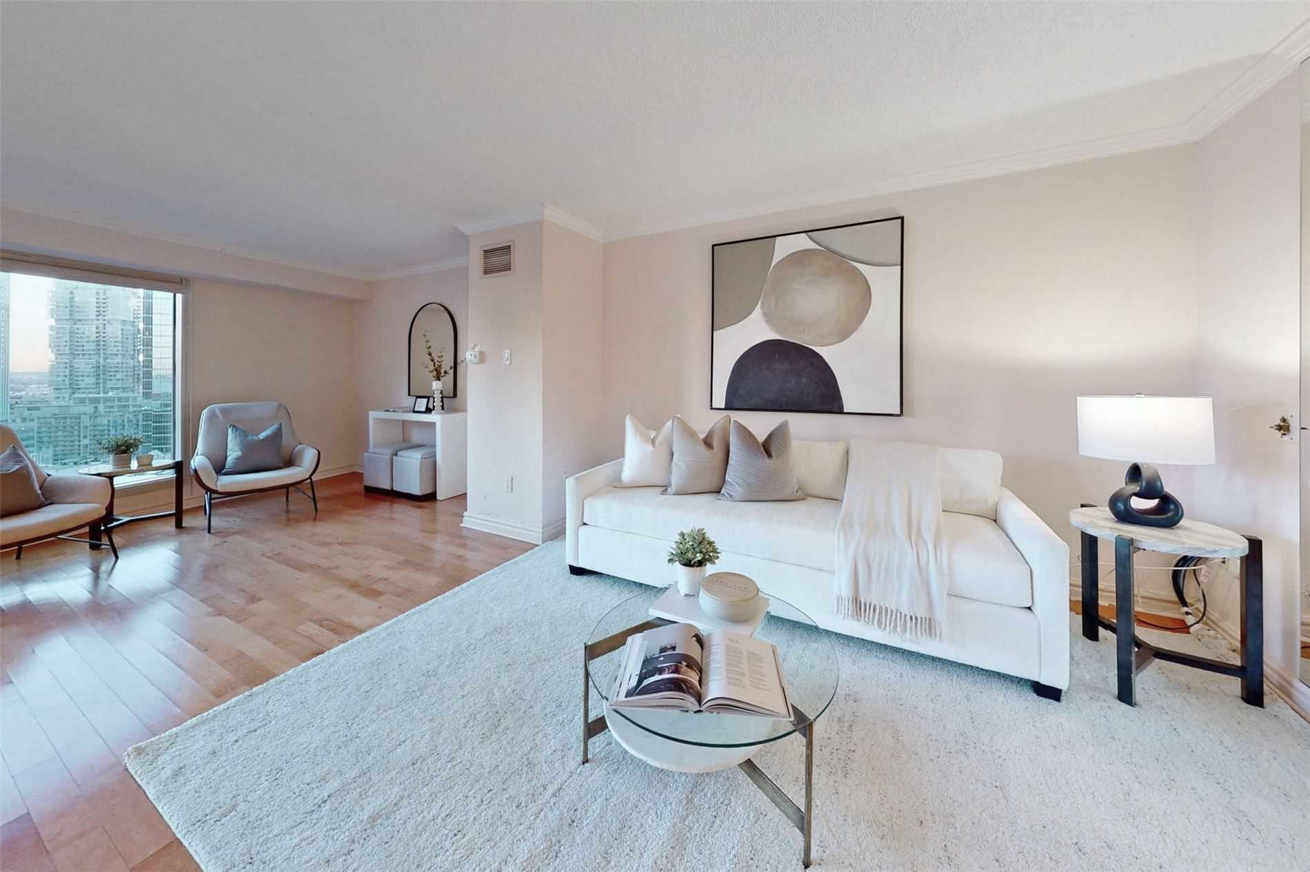 33 University Ave, #2702