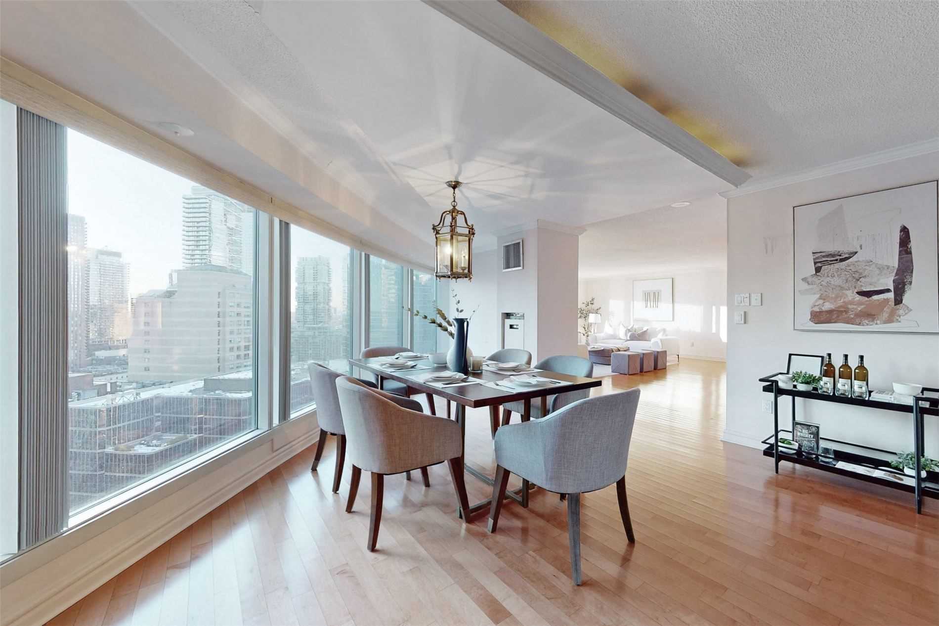 33 University Ave, #2702