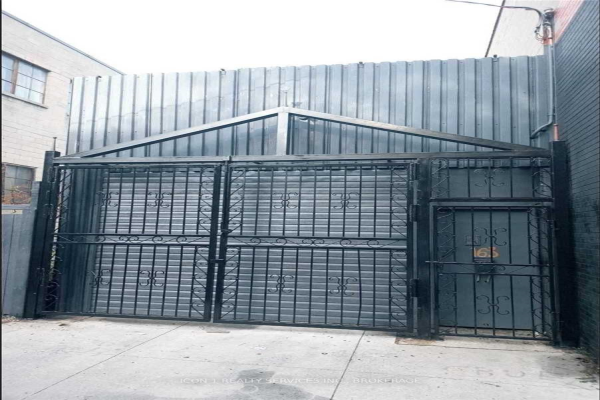 163 Walnut Ave, Toronto