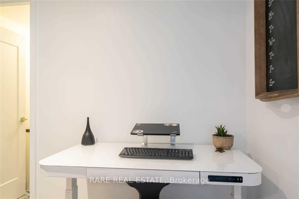 Listing C5953440 - Large Photo # 8