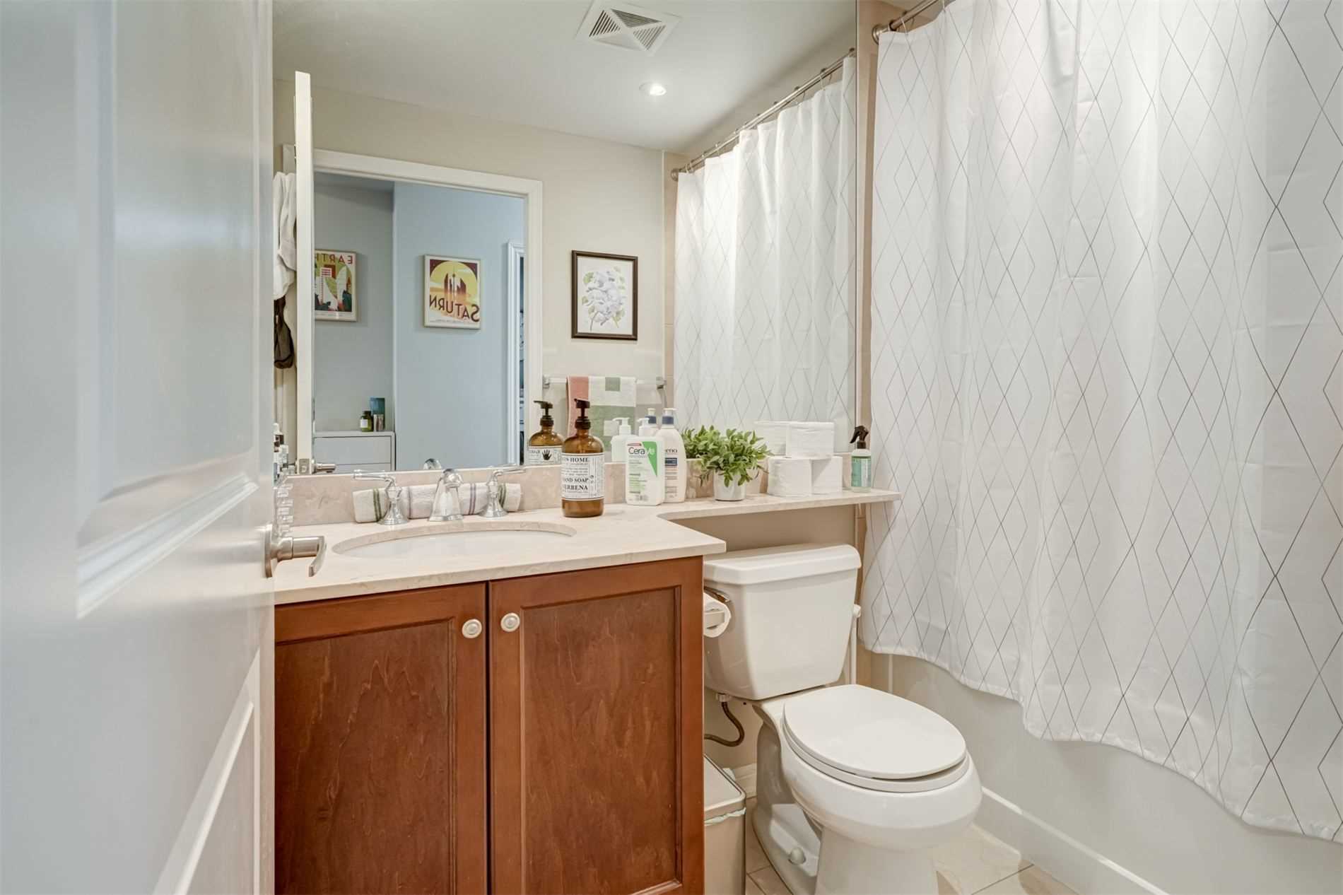 Listing C5953557 - Large Photo # 20
