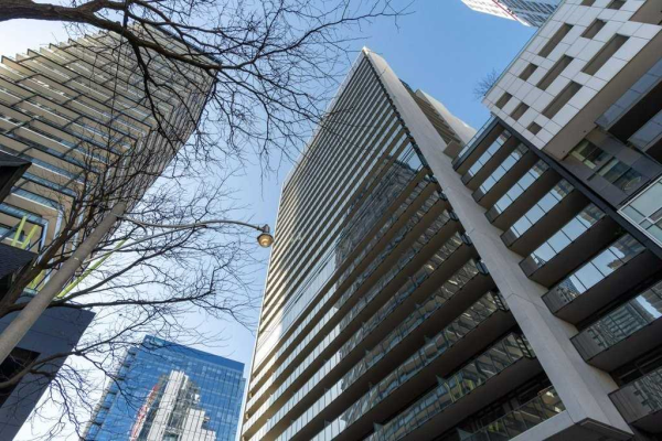 330 Richmond St W, Toronto