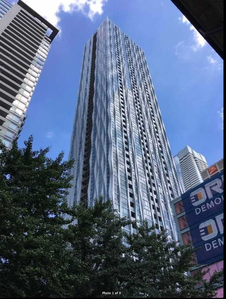 1 Yorkville Avenue, #1011