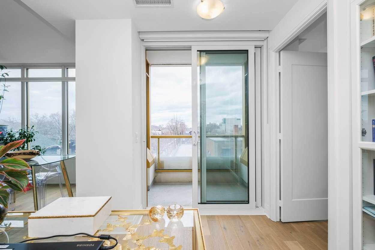 151 Avenue Rd, #410