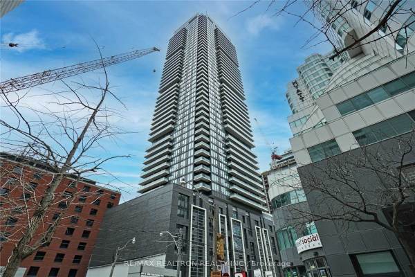 125 Blue Jays Way, Toronto