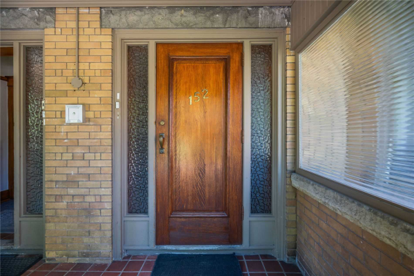 150 Hilton Ave, Toronto