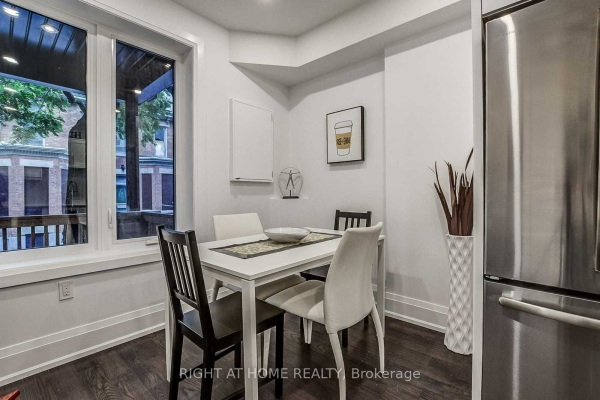 186 Mutual St, Toronto