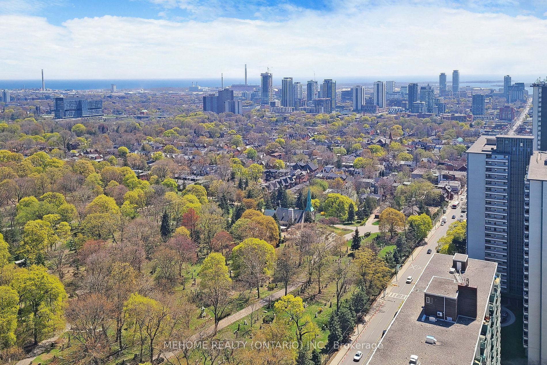 585 Bloor St E, #3119