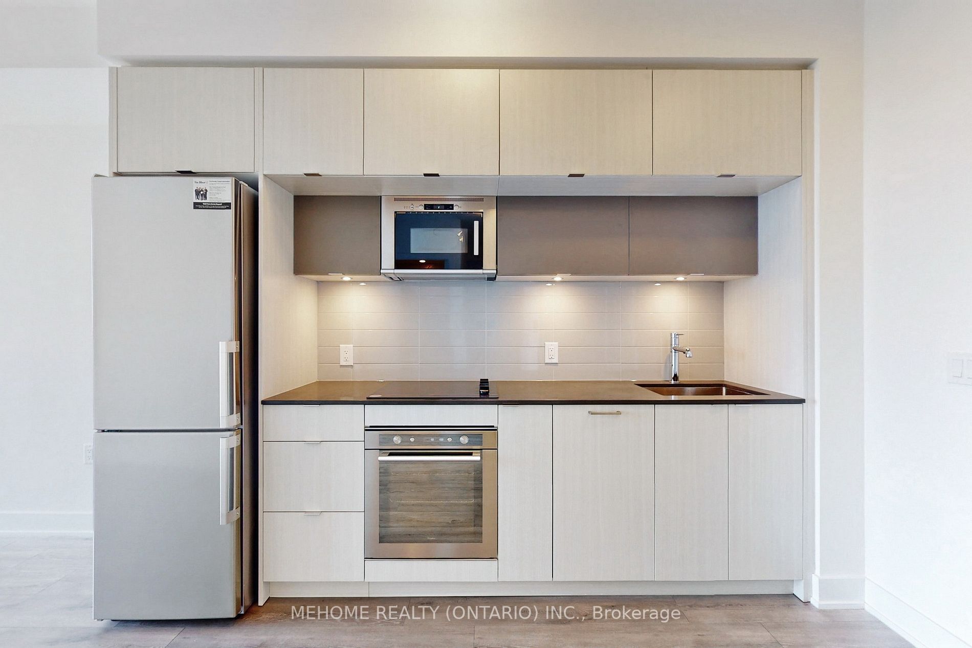585 Bloor St E, #3119
