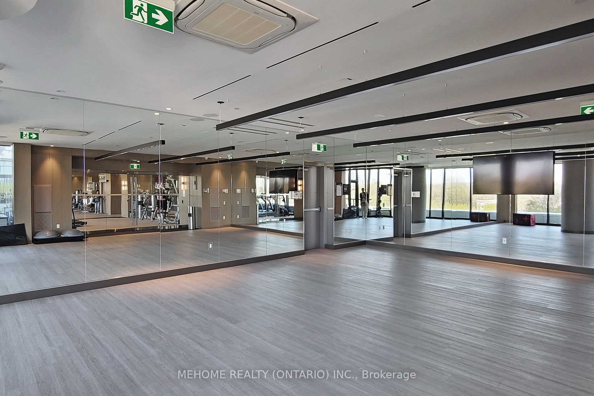 585 Bloor St E, #3119