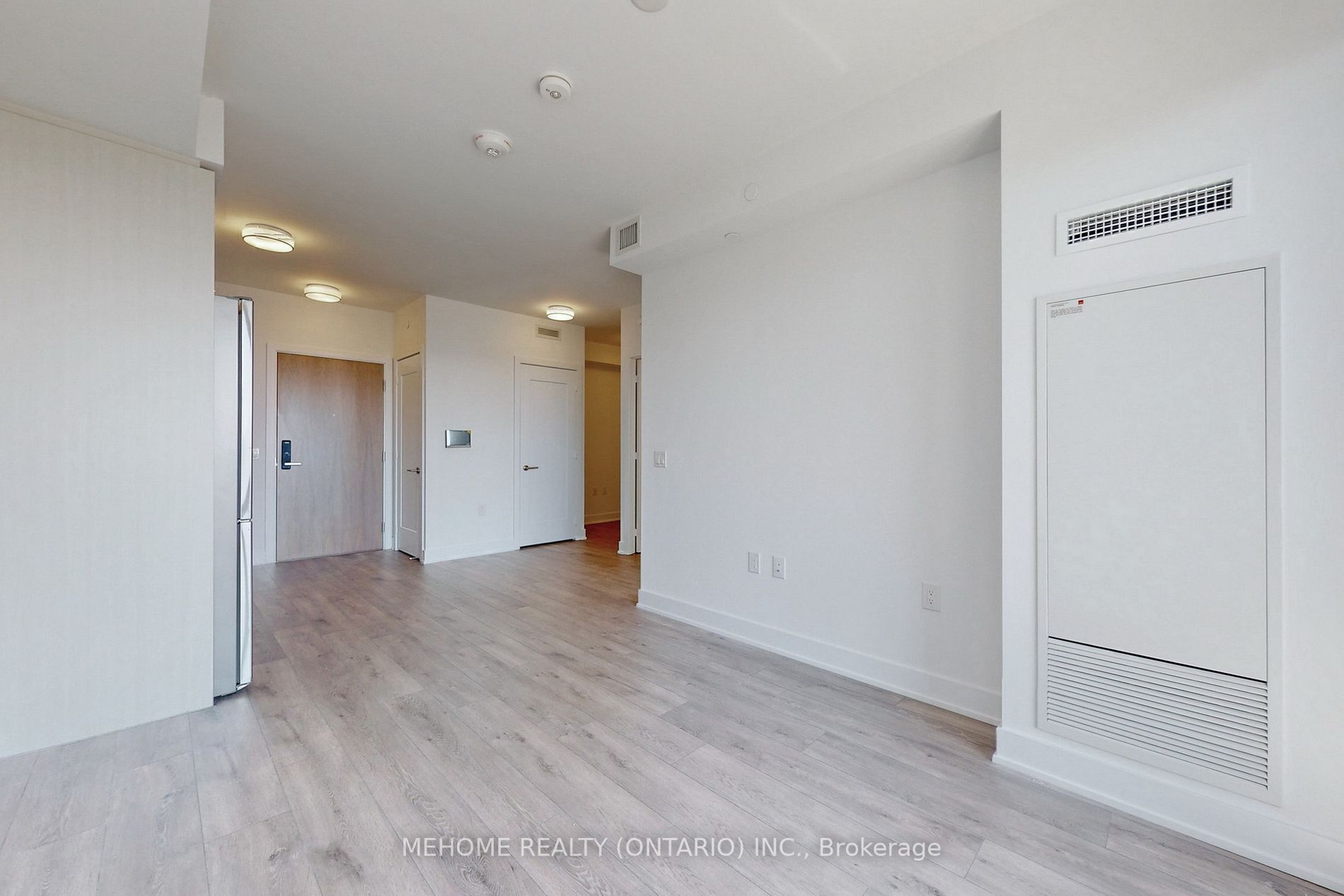 585 Bloor St E, #3119