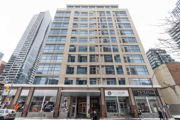 8 Wellesley St E, Toronto