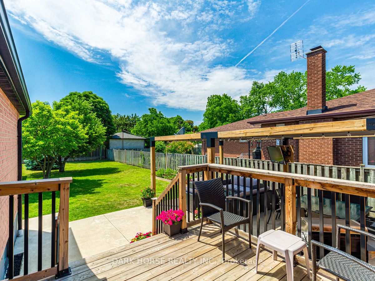 8 Dunsmore Gdns
