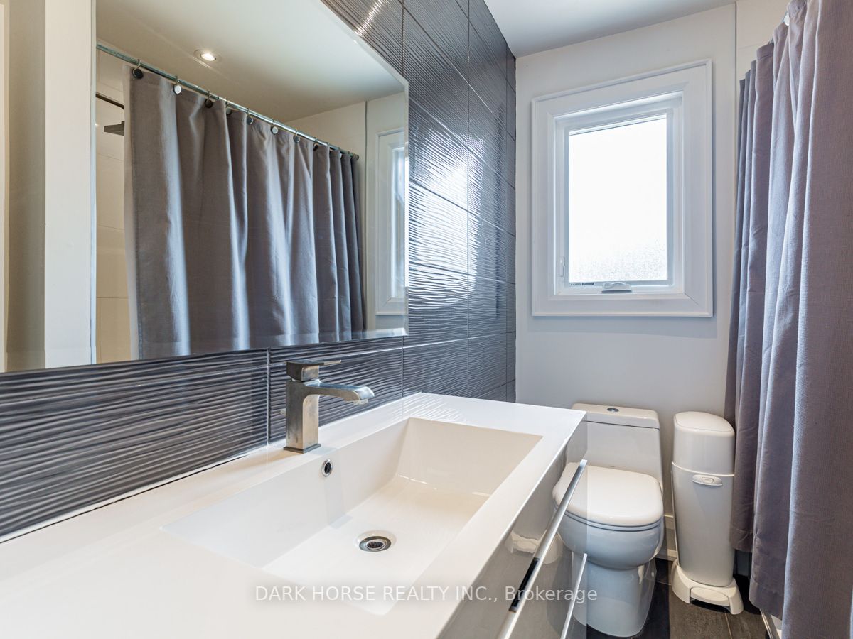8 Dunsmore Gdns