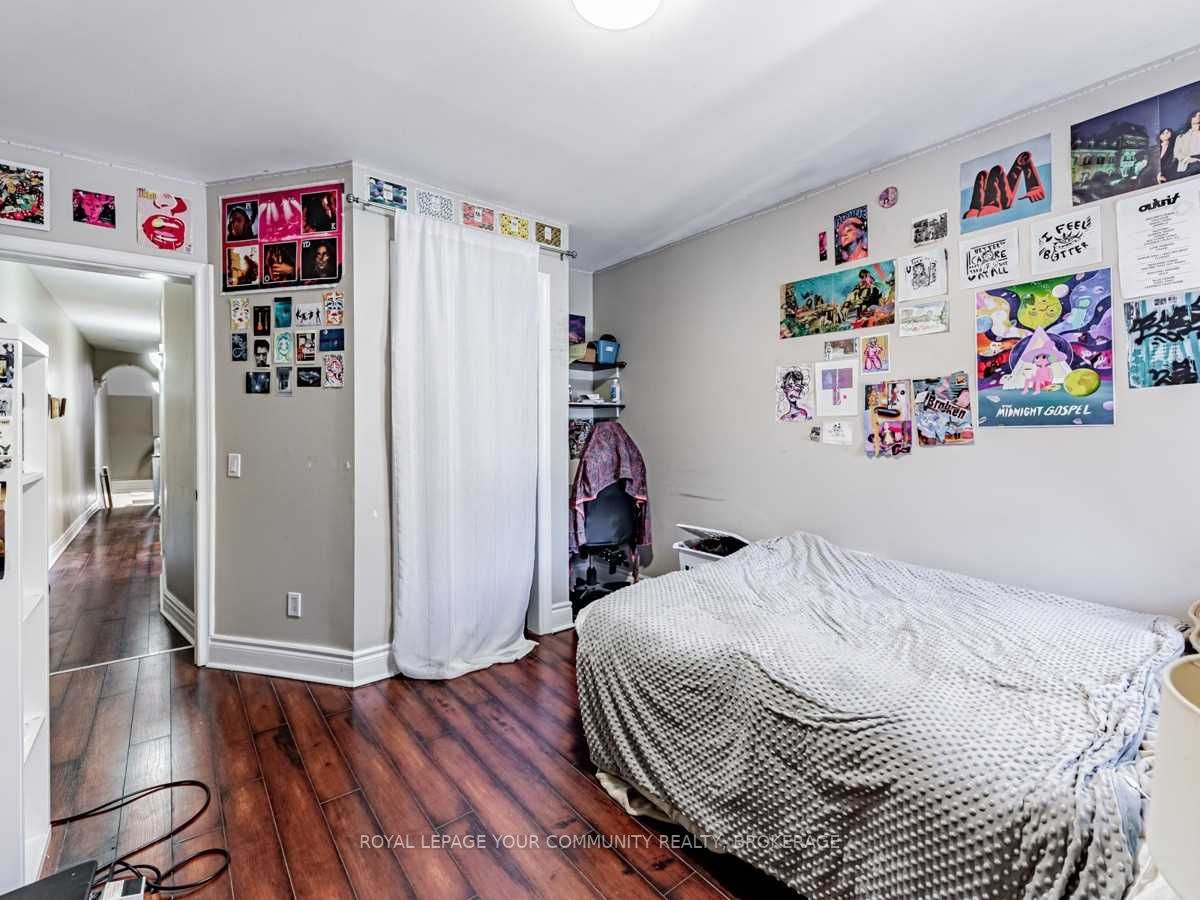 Listing C5955711 - Large Photo # 30