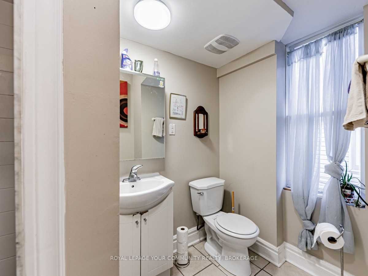 Listing C5955711 - Large Photo # 28
