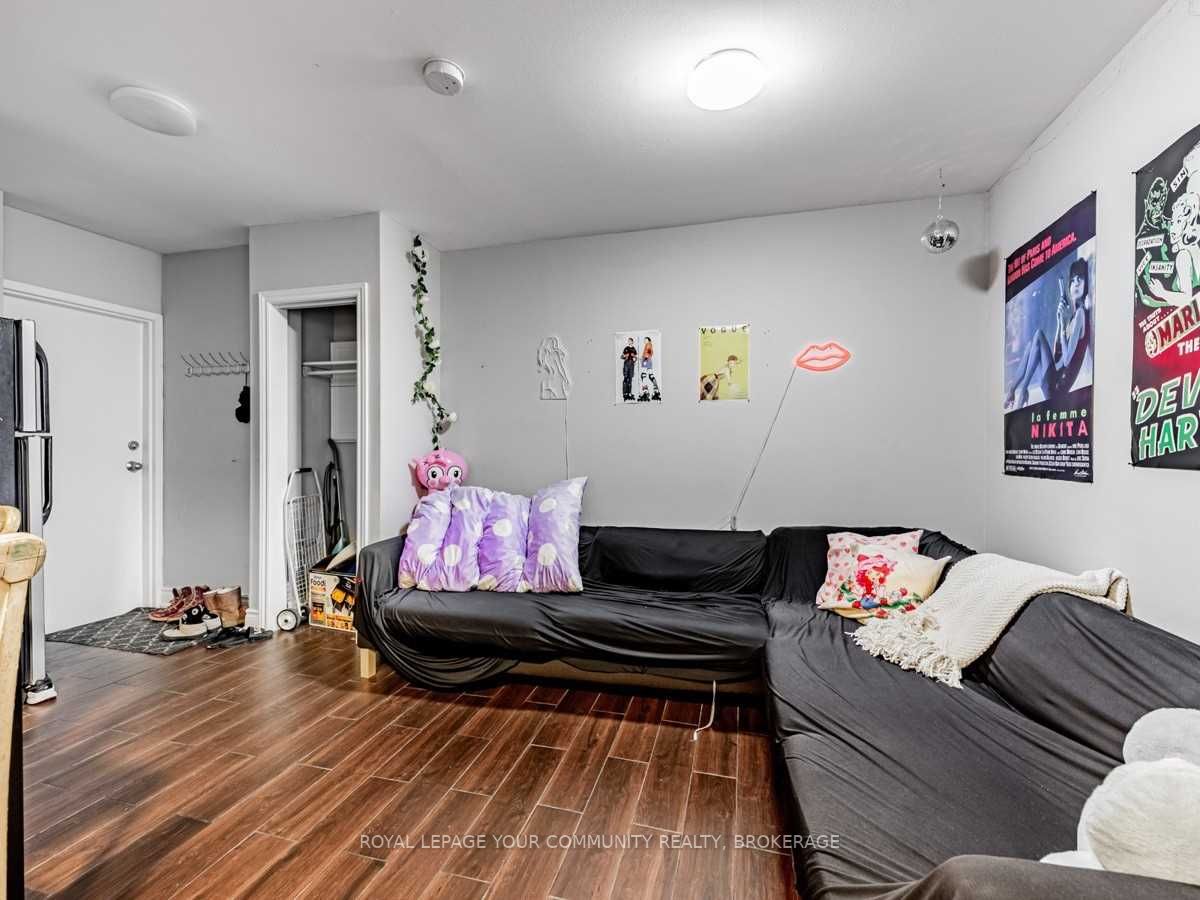 Listing C5955711 - Large Photo # 12