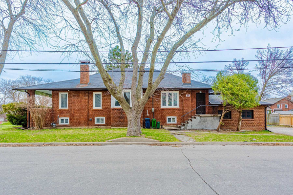 51 Hillcrest Ave, Toronto