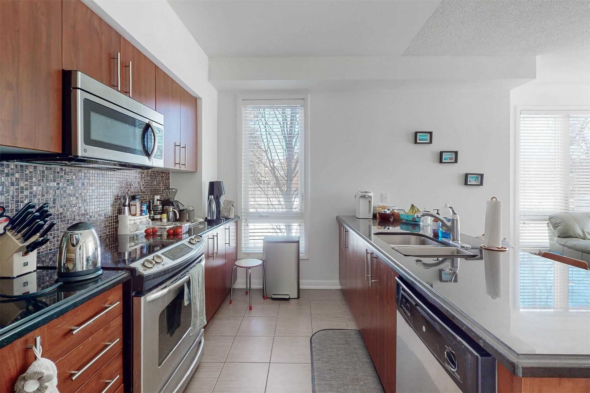 Listing C5956065 - Large Photo # 12