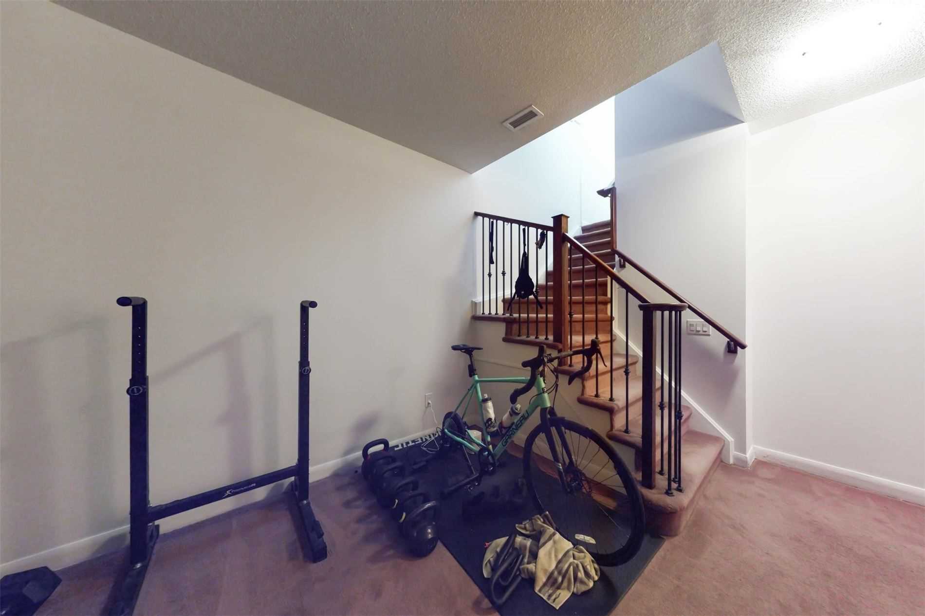 Listing C5956065 - Large Photo # 37