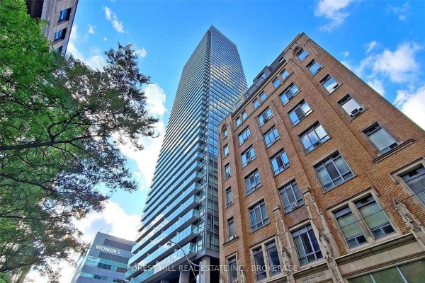 38 Grenville St, Toronto