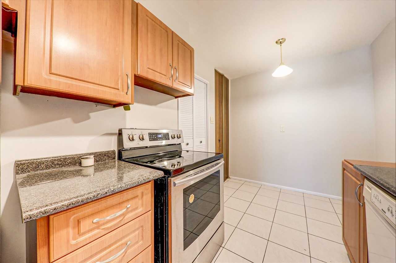 Listing C5956911 - Large Photo # 14
