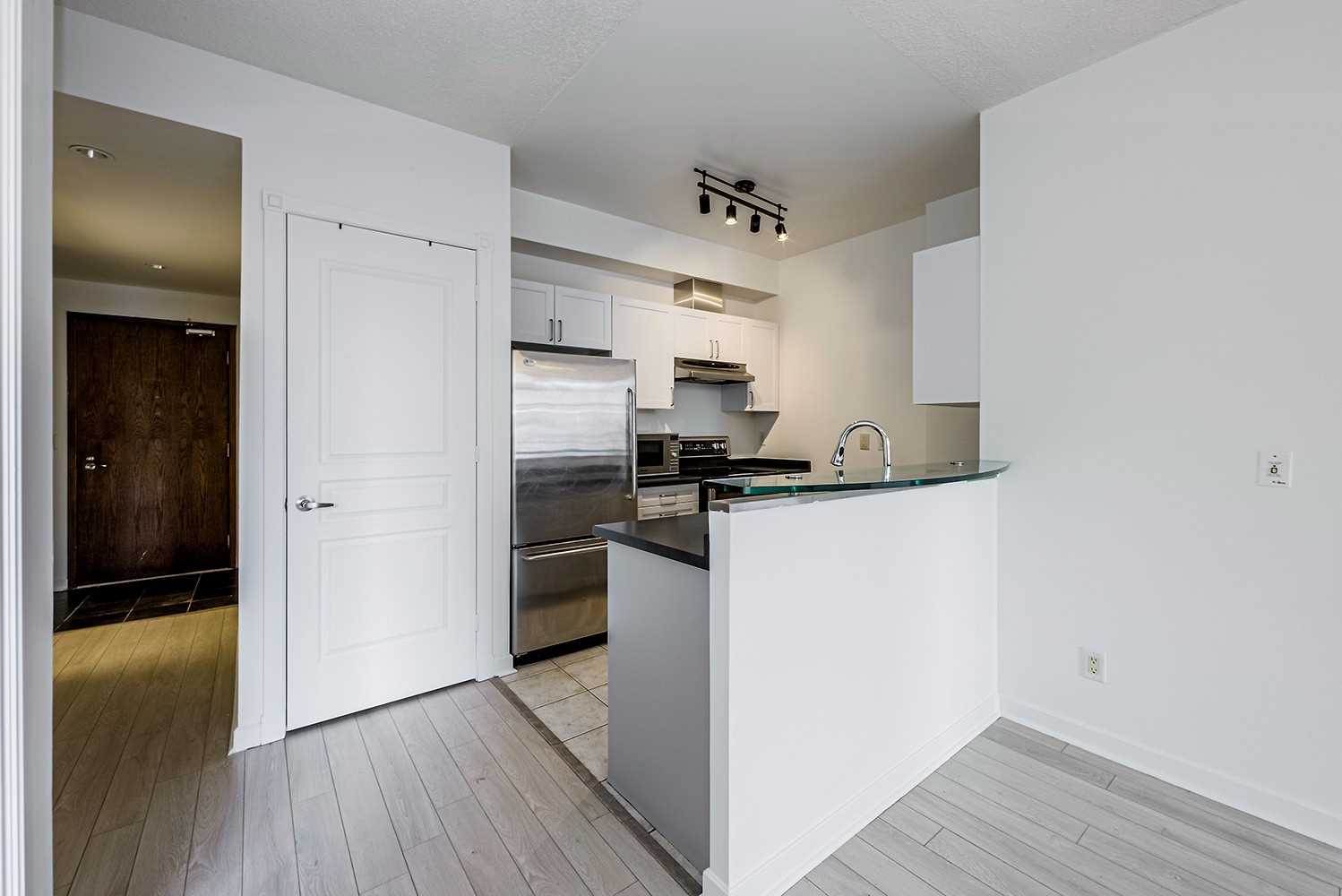 438 Richmond St W, #306
