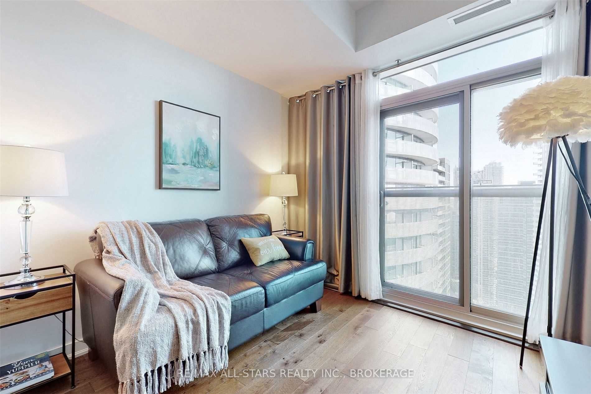 Listing C5957327 - Large Photo # 5