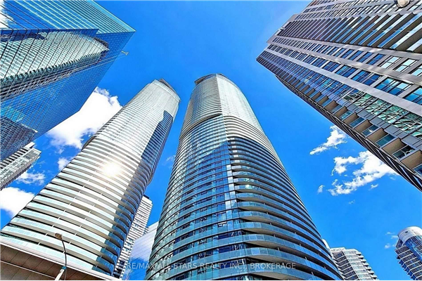 12 York St, Toronto
