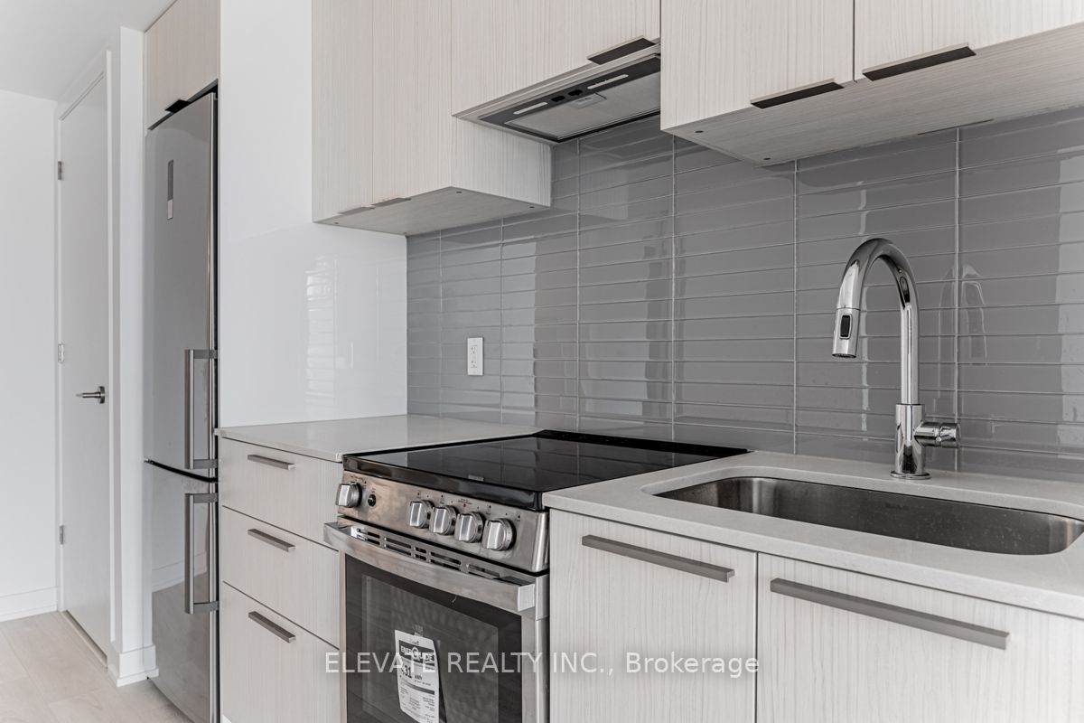 18 Maitland Terr, #1007
