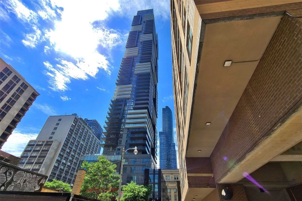 7 Grenville St, Toronto