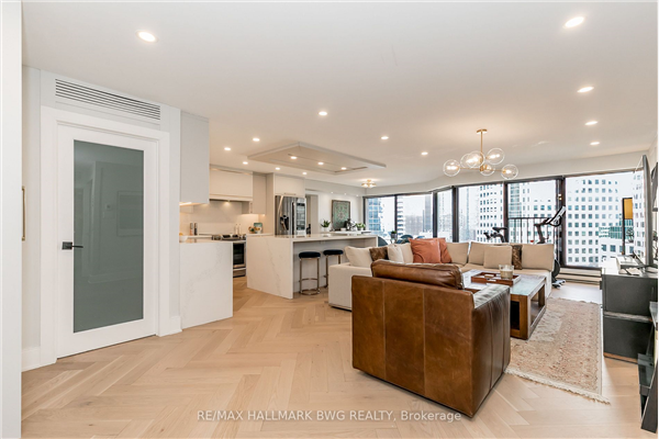 55 Harbour Sq, Toronto