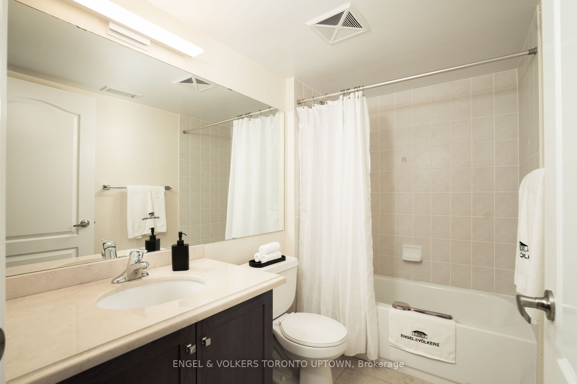 Listing C5957984 - Large Photo # 15