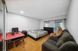 7 King St E, #Th8