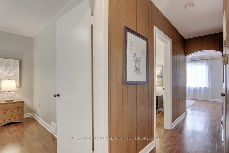 223 Willowdale Ave