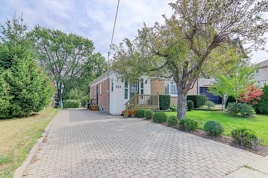223 Willowdale Ave